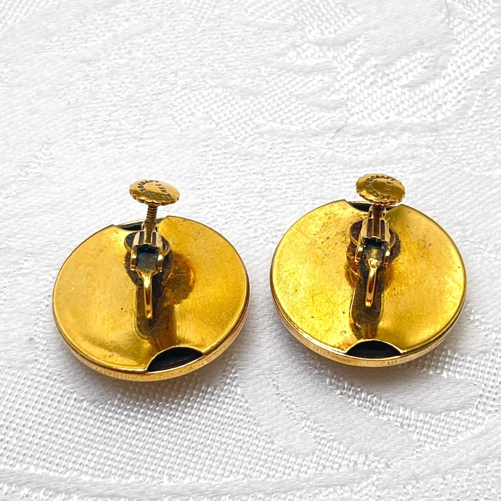 Vintage Accessocraft Gold and Black Tone Textured Circular Screw Back Earrings - Picture 8 of 11